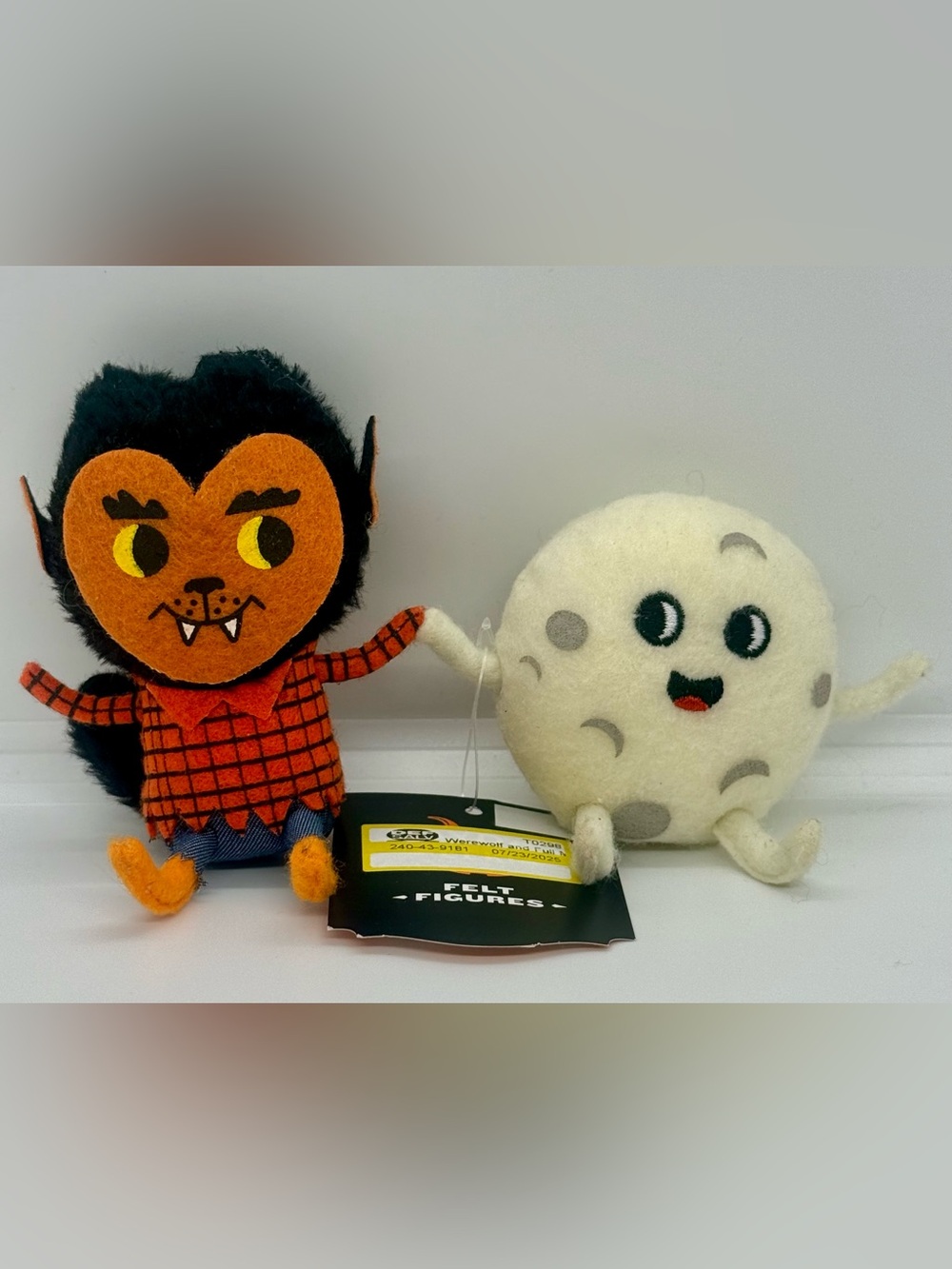Hyde and Eek! Werewolf and Moon Felt Felt Figures Halloween 2024/25 Shelf Sit